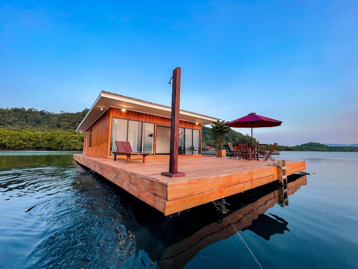 Andreas Resort Sukajaya Exteriér fotografie